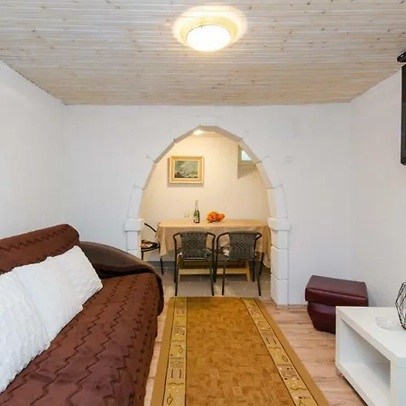 Dom wakacyjny Old Town Charming House Selce